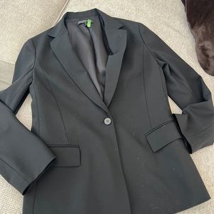 Lafayette 148 black blazer size 10